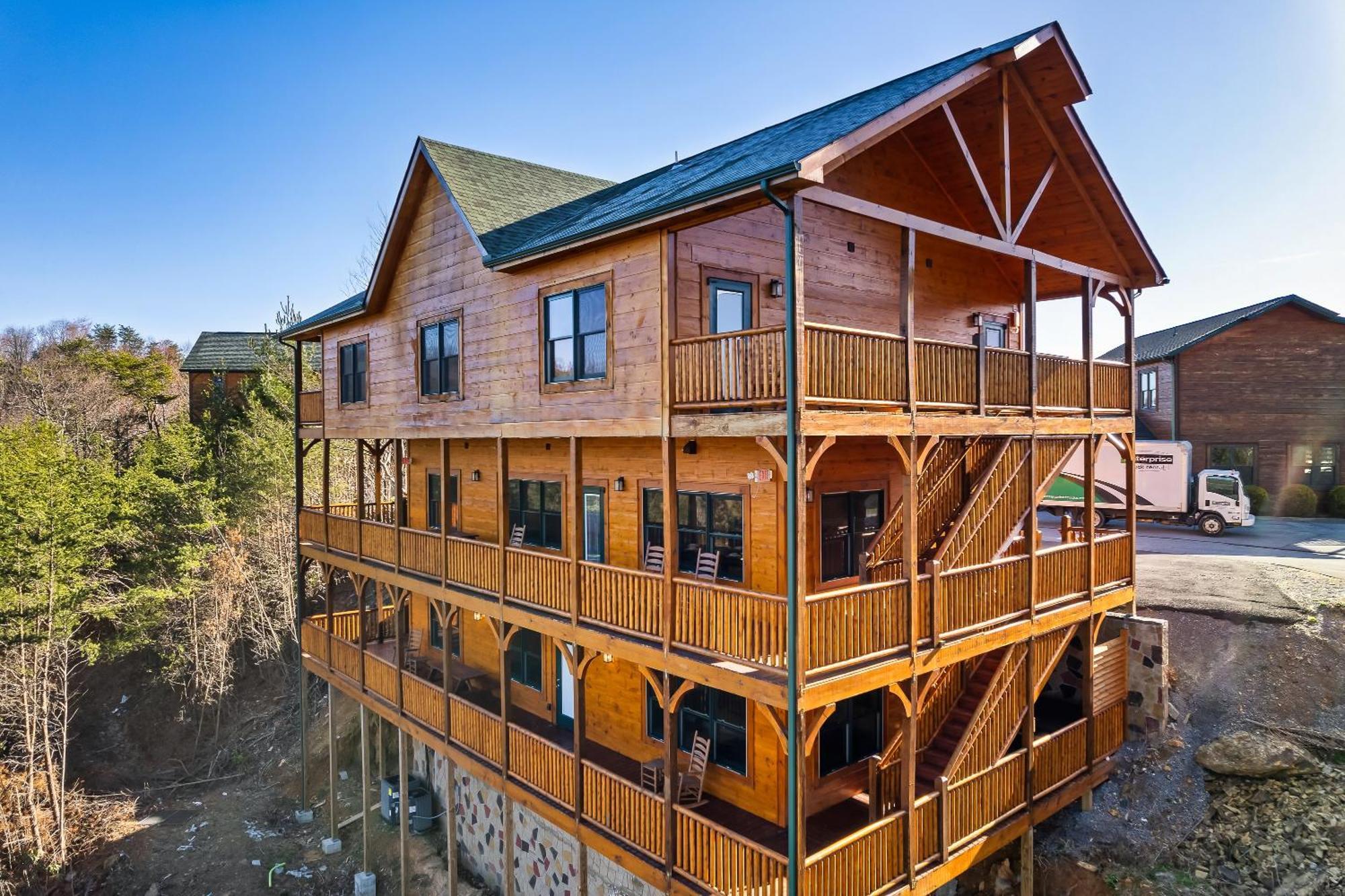 Full Equipped Cabin With A Pool And Game Room Smokies Views Gatlinburg Exterior foto