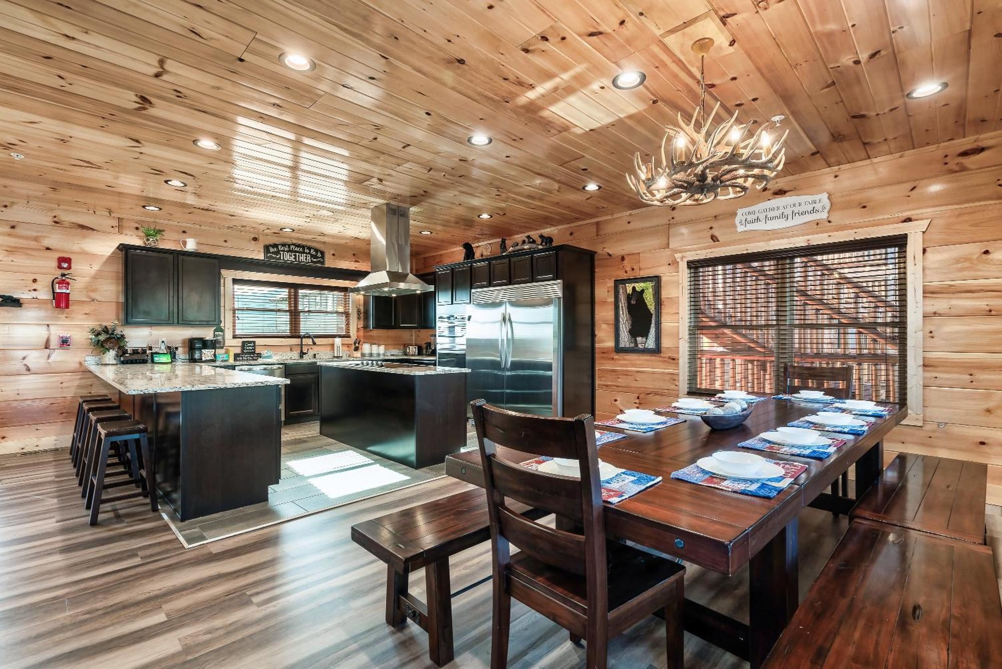 Full Equipped Cabin With A Pool And Game Room Smokies Views Gatlinburg Exterior foto