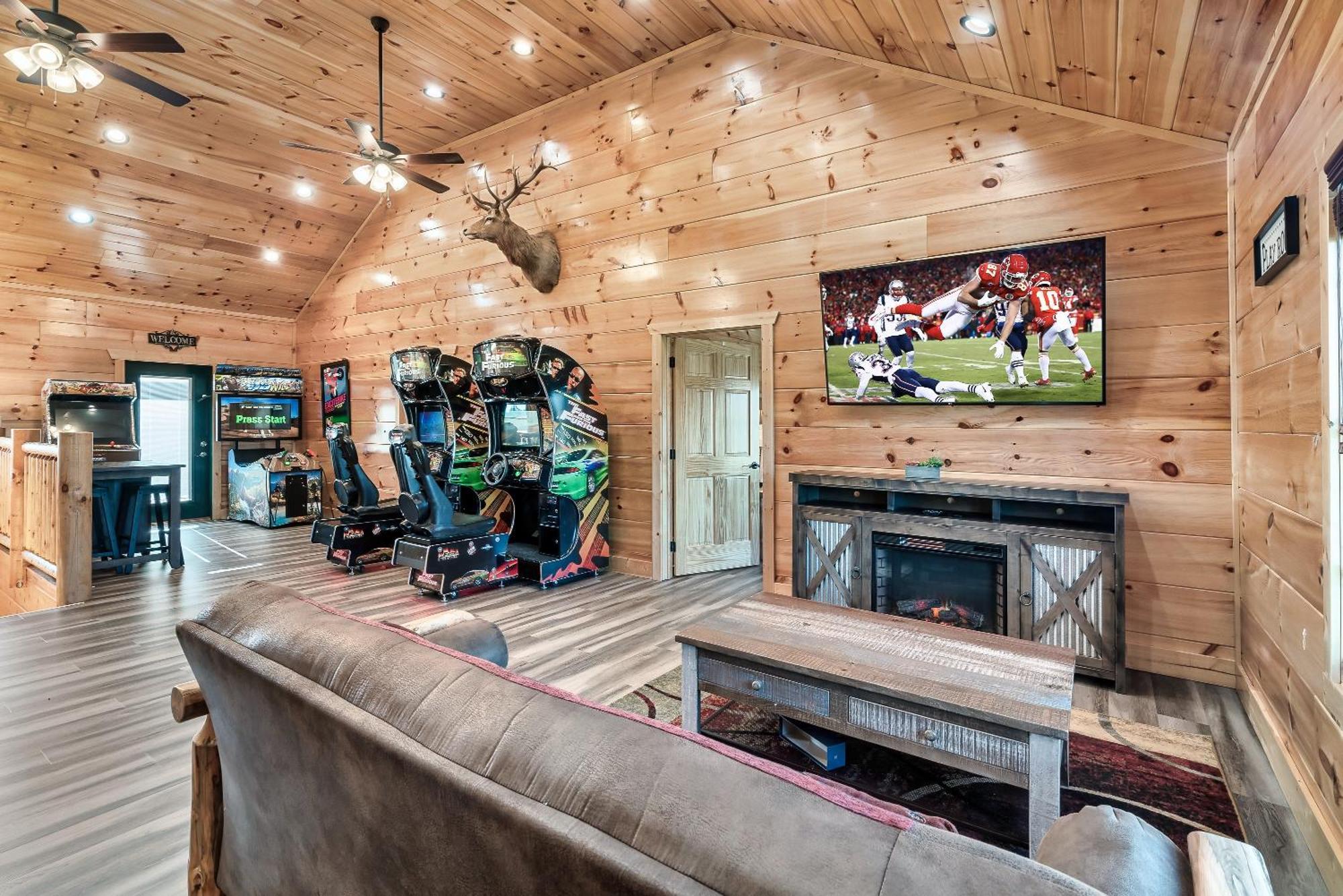 Full Equipped Cabin With A Pool And Game Room Smokies Views Gatlinburg Exterior foto