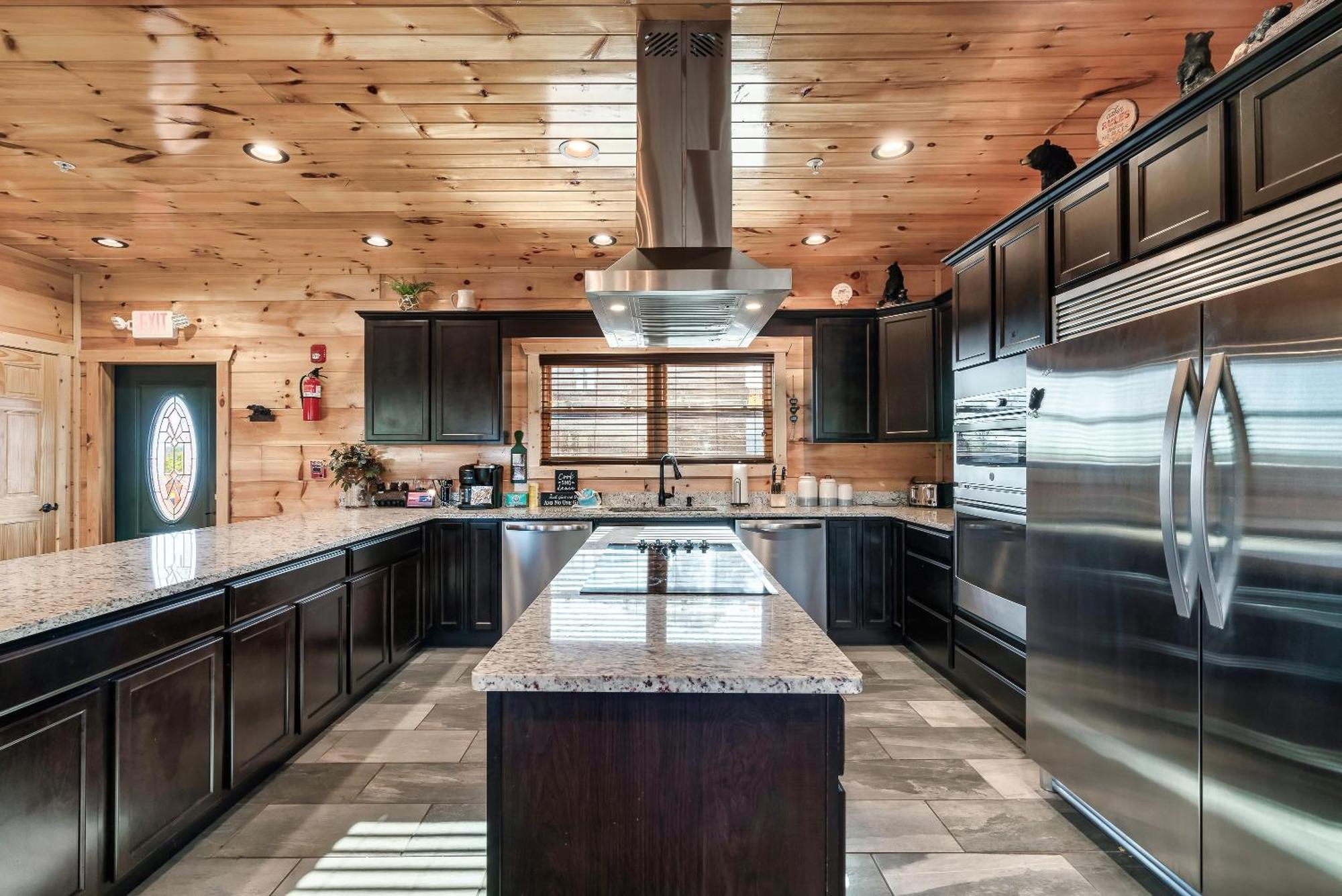 Full Equipped Cabin With A Pool And Game Room Smokies Views Gatlinburg Exterior foto